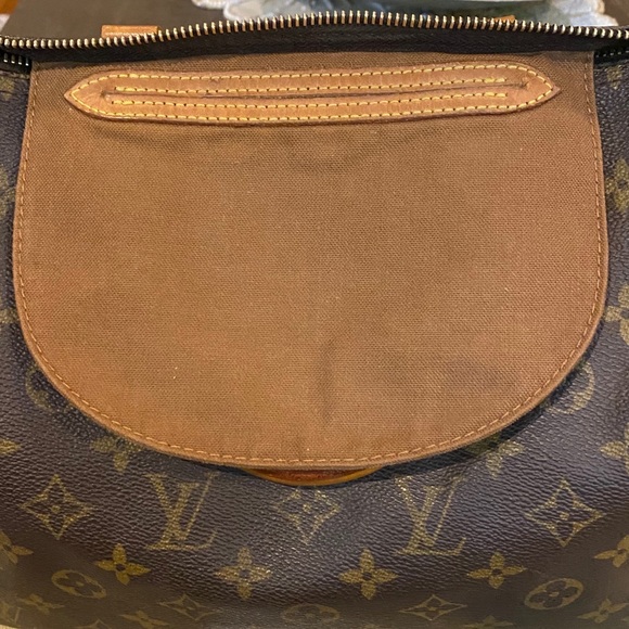 Authentic Louis Vuitton Speedy 30 monogram - Picture 15 of 16